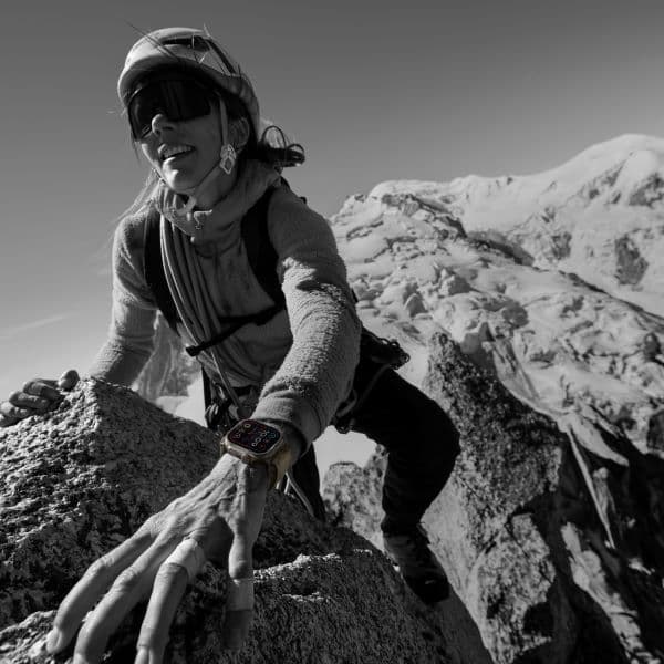 Apple Watch Ultra 2 49mm (LTE) Viền Titan - Dây Ocean - ảnh 7